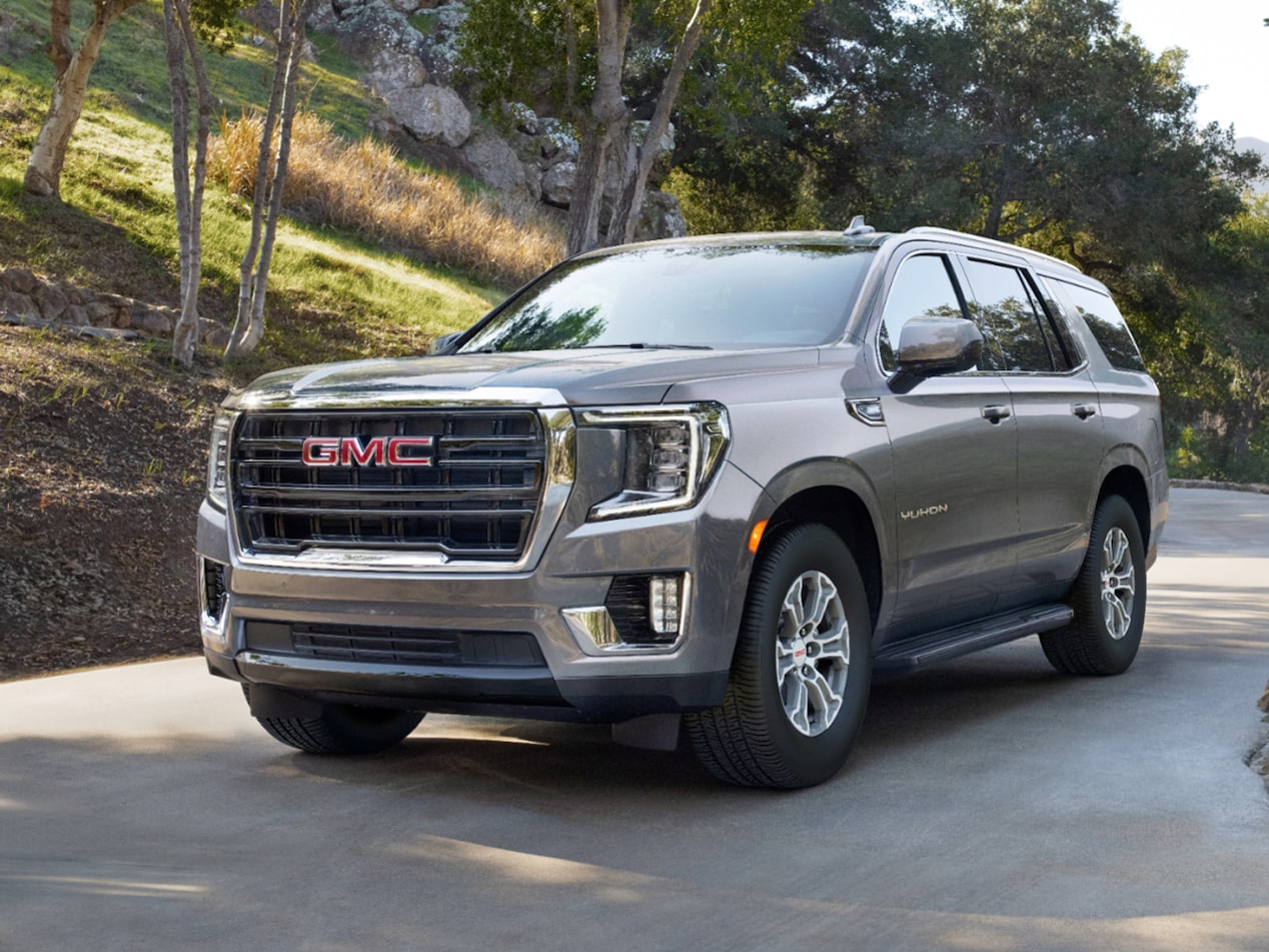 Left-facing view of the 2024 GMC Yukon